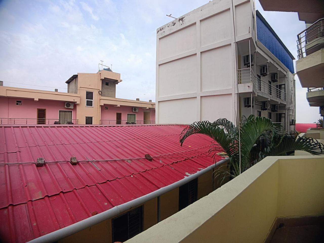 Hotel Hindusthan Inn Мандармони Екстериор снимка
