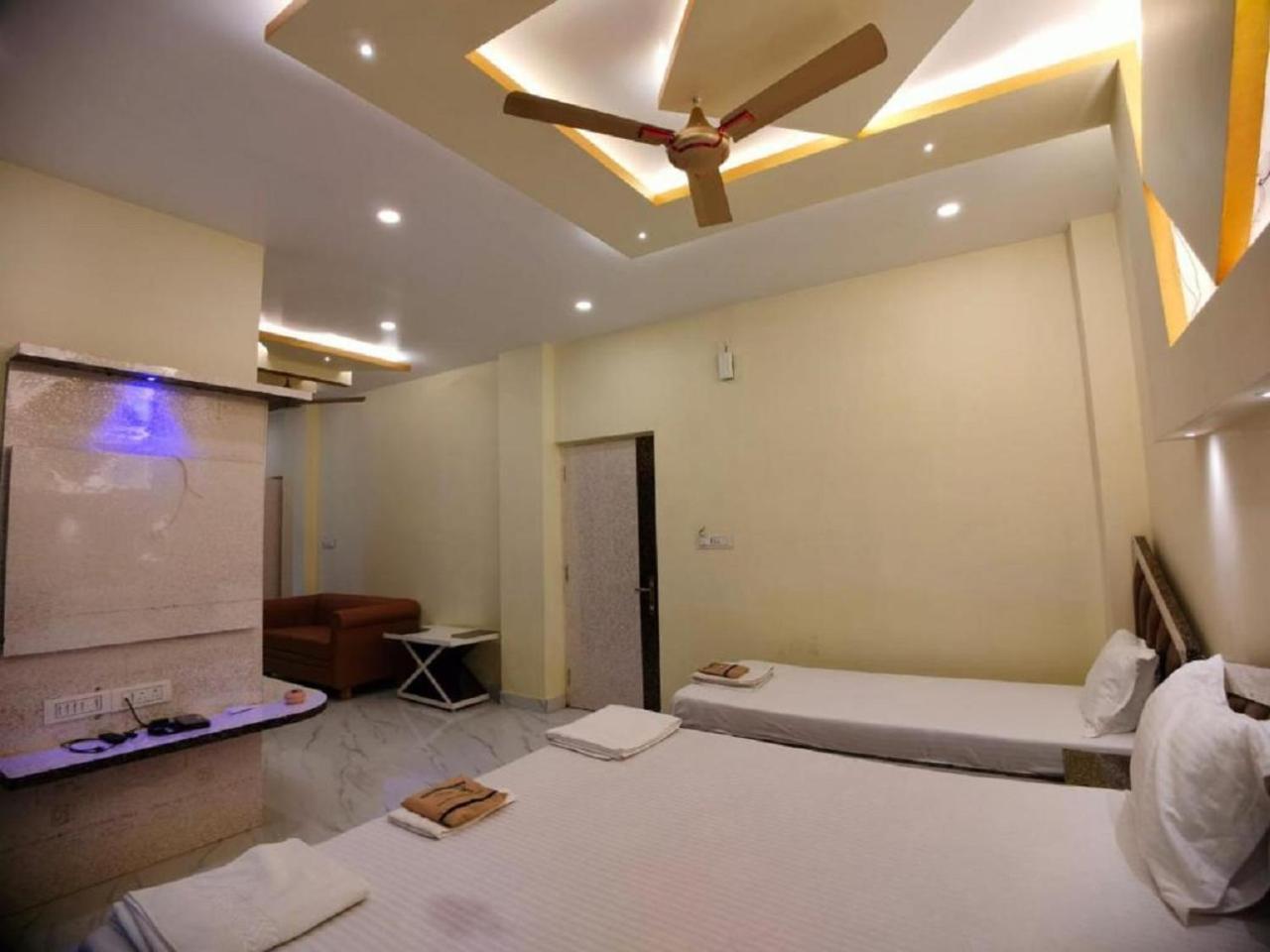 Hotel Hindusthan Inn Мандармони Екстериор снимка