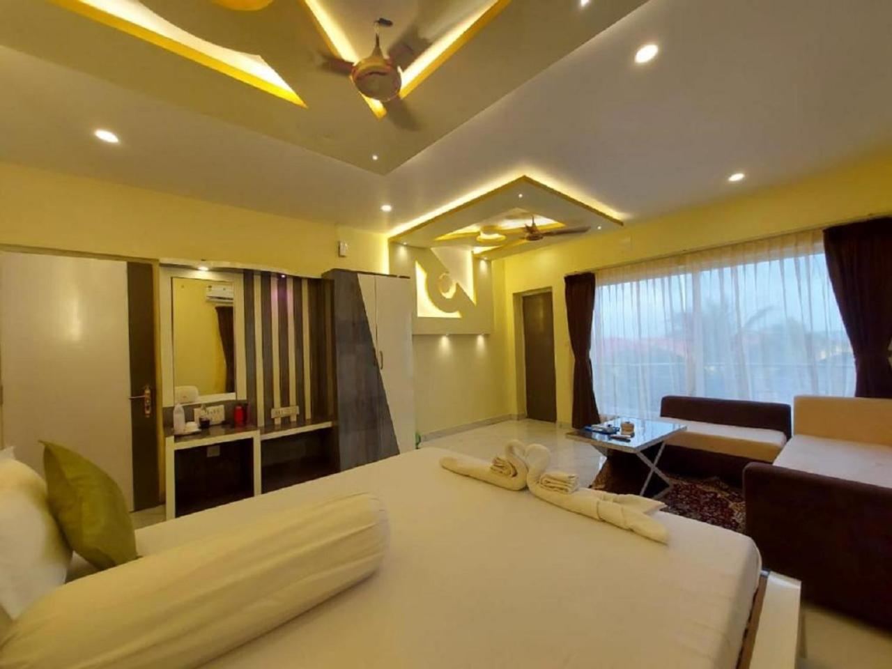 Hotel Hindusthan Inn Мандармони Екстериор снимка